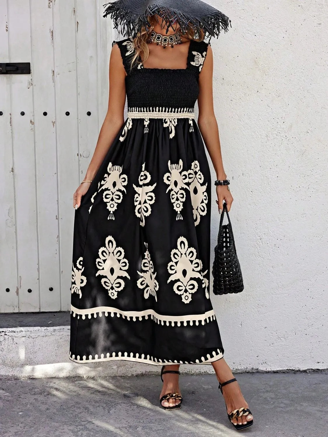 Letnia sukienka maxi damska | Moda wakacyjna styl kobiety | Amelia