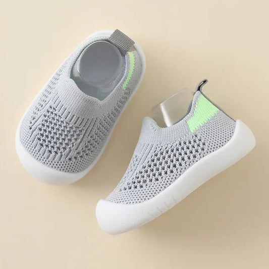Buty Dziecięce Sportowe z Antypoślizgową Podeszwą – Oddychające Sneakersy dla Aktywnych Dzieci