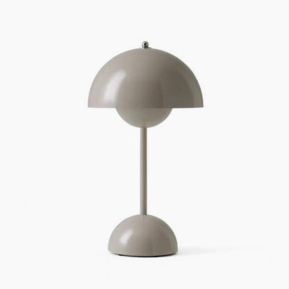 Ściemna lampa stołowa LED - elegancka bezprzewodowa lampa stołowa w nowoczesnym projekcie domu i biura