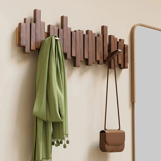 Wardroba ścienna - stylowe haczyki odzieżowe dla obszaru wejściowego, praktyczny i elegancki design