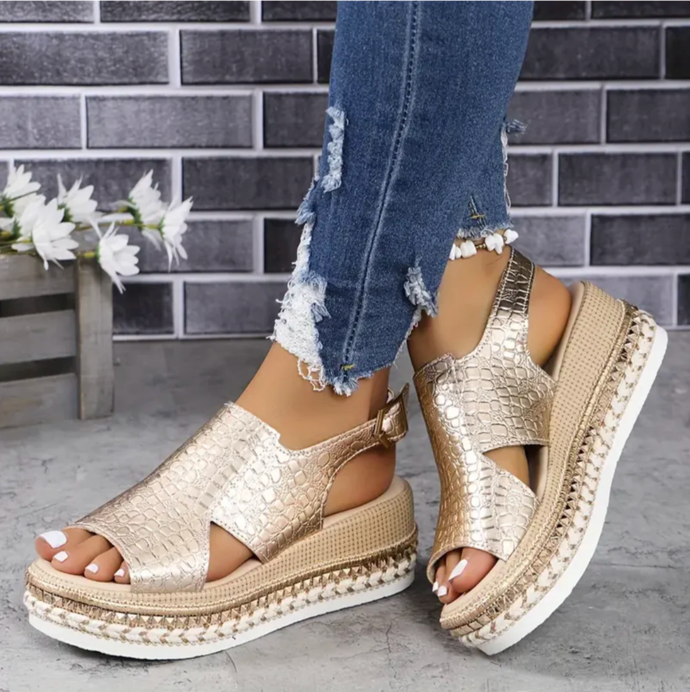 Plateausandalen Glanzeffekt | Sommerschuhe Damen Freizeitmode | Elina