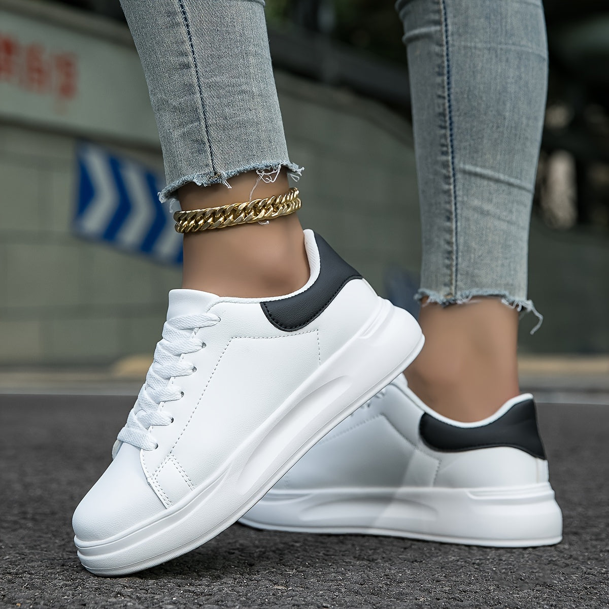 Sneaker kobiet - ponadczasowy wygląd spotyka nowoczesny komfort
