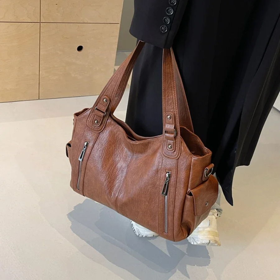 Torebka damska shopper | Styl spotyka się z funkcją | Renata