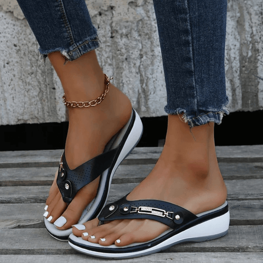 Zehentrenner Keilabsatz | Sommerschuhe Damen Freizeitmode | Nora
